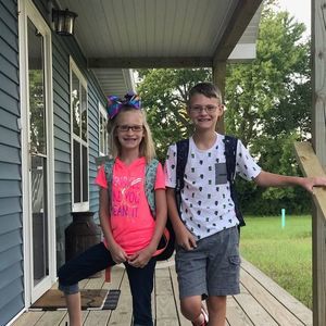 Meet your Posher, Levi